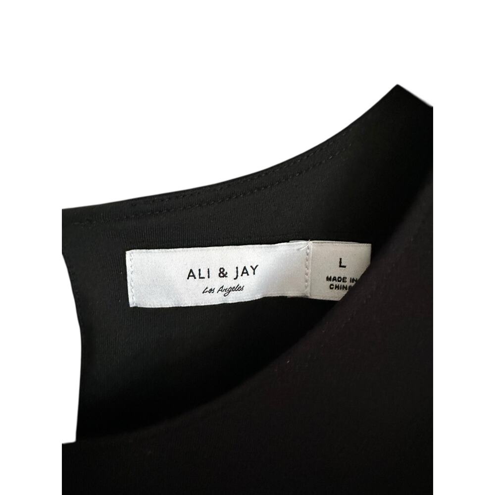 NEW Ali and Jay Black Long Ruched Sleeve Wide Leg Jumpsuit Size Large - Picture 6 of 11